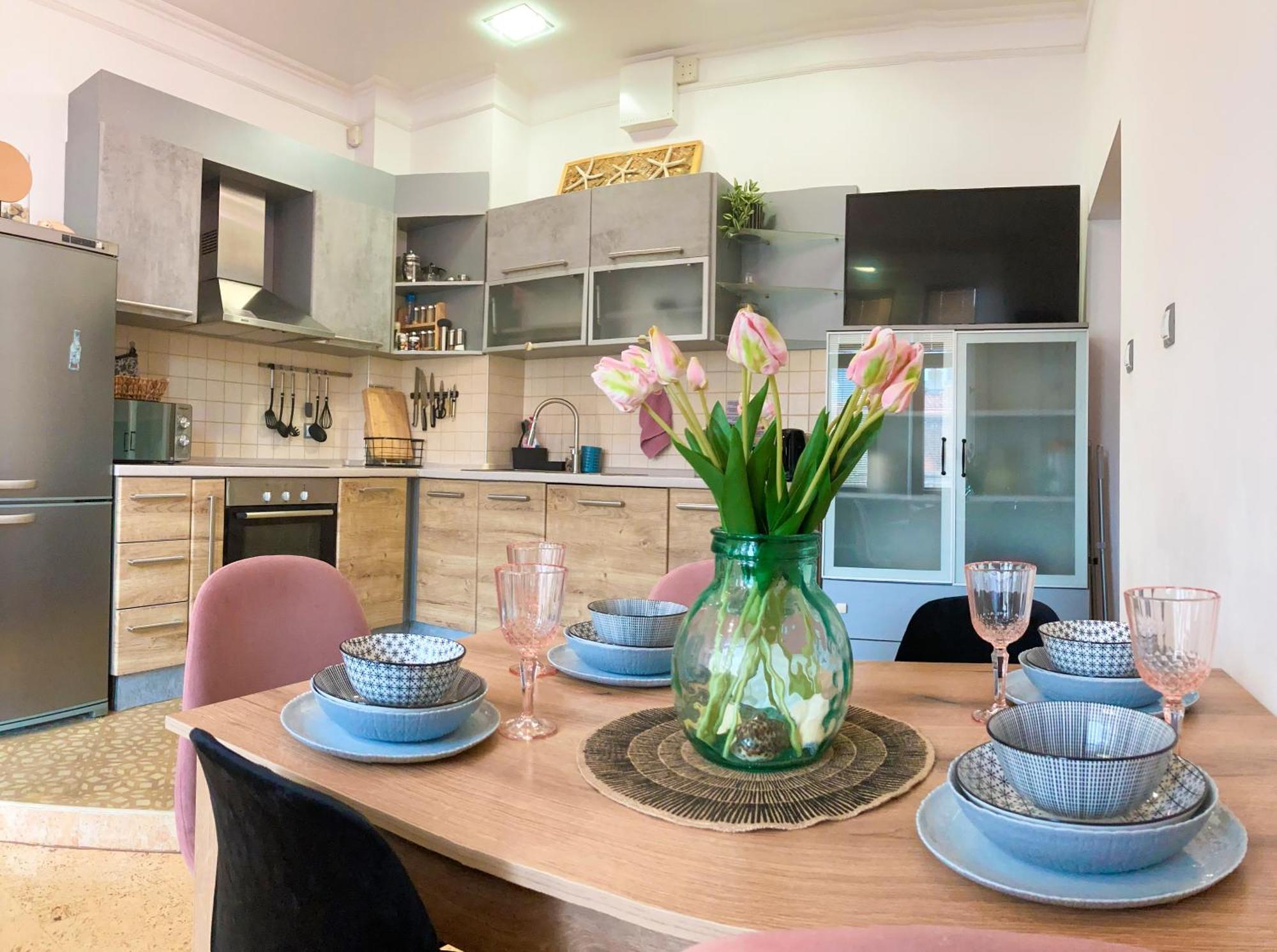 Two Bedroom Apartment -Welcome To Burgas- Top Location, Central Station, Main Walking Street, Sea Garden, Near The Beach Exterior foto